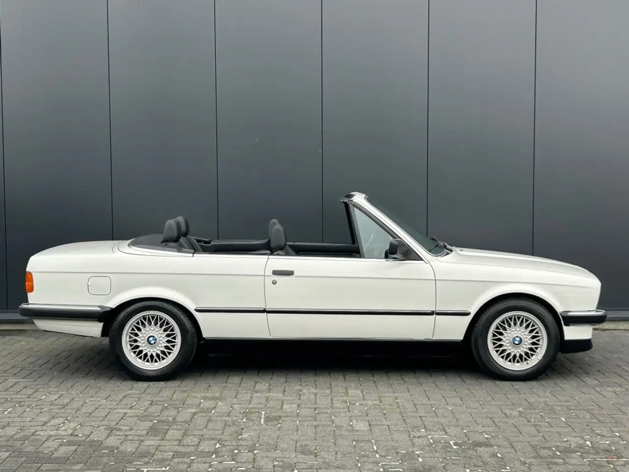 BMW 325I Cabrio Bj.1989 NL Auto 3e eigenaar Topstaat, foto 4