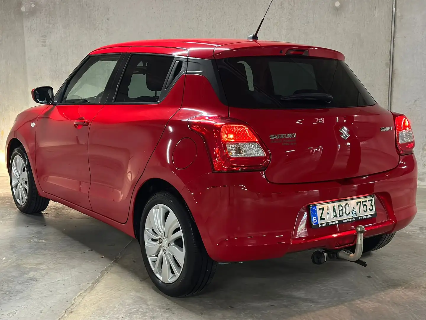 Suzuki Swift 1.2i | ZETELVERW. | CAMERA | TREKHAAK | CARPLAY ! Rouge - 2