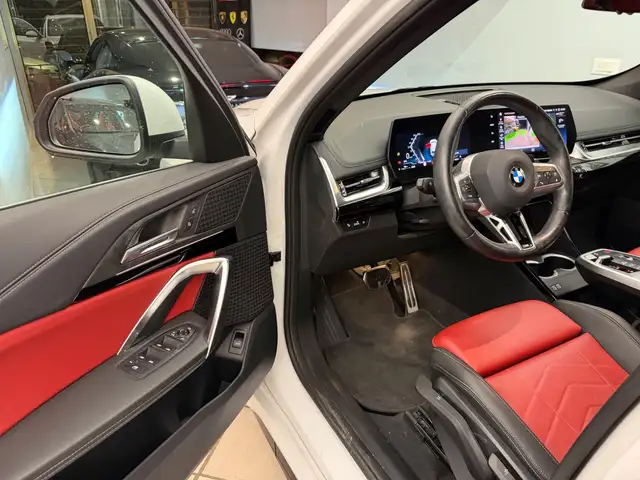 BMW X1 view 8