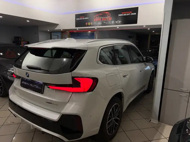 BMW X1 view 13