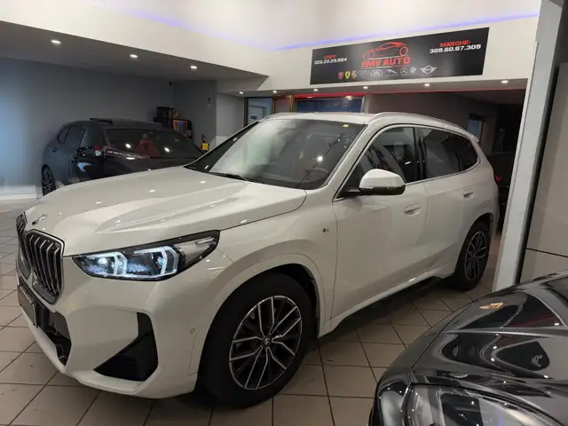 BMW X1 view 4