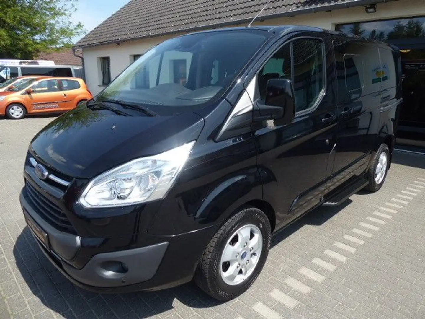 Ford Transit Tourneo Custom 310 L1  Titanium Nero - 2