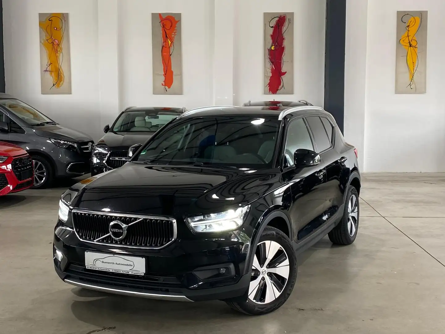 Volvo XC40 Momentum Pro/Navi/LED/SH/ Negro - 1