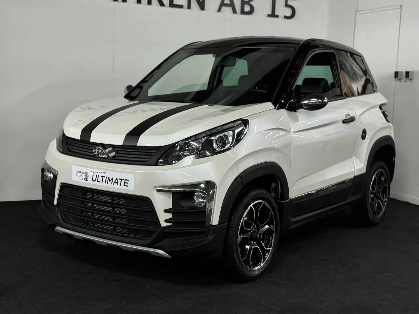 Ligier JS 60 Luxe, CarPlay, Servo, Leiser 8PS DCI Motor, RFK Fehér - 2