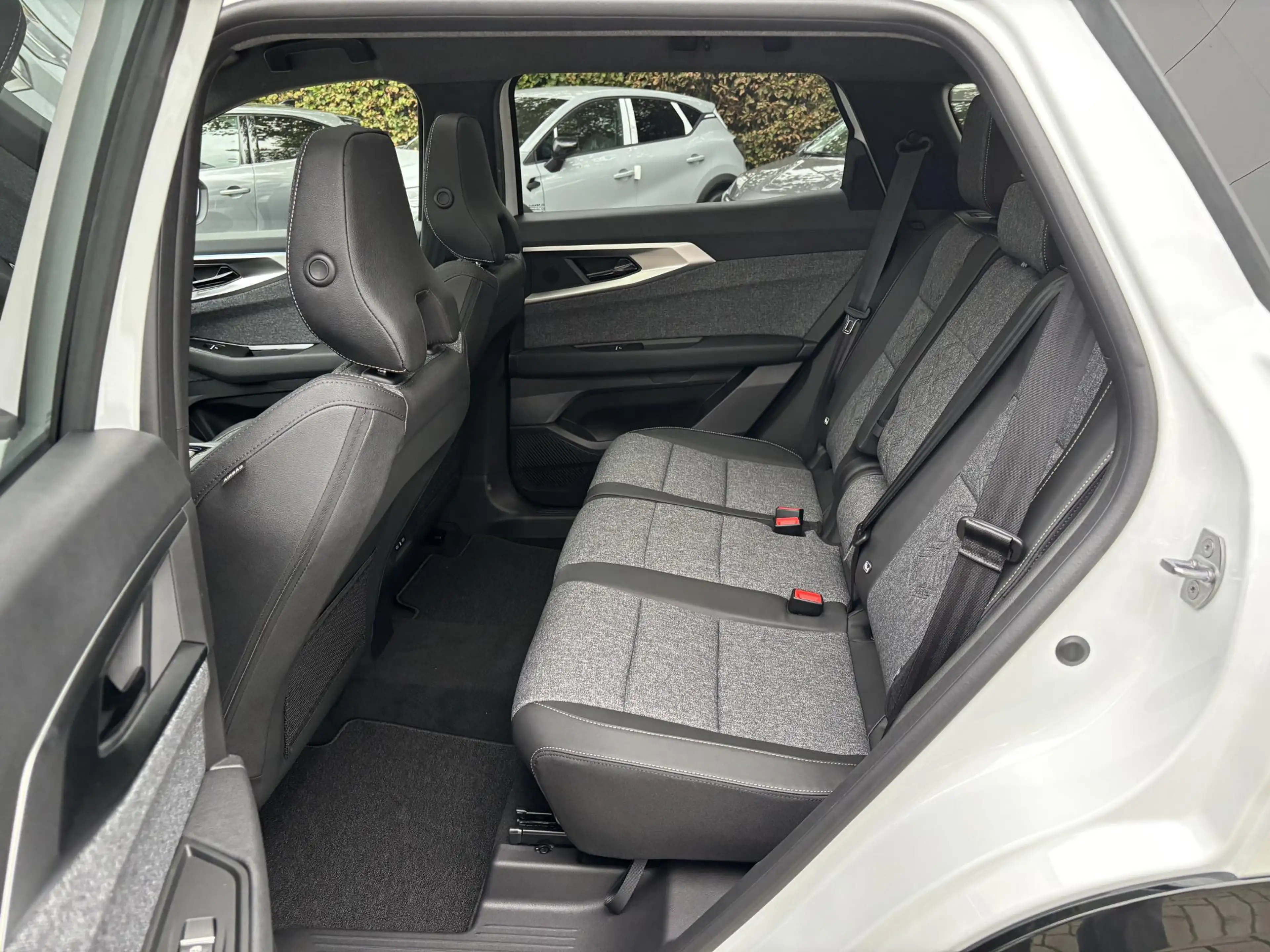 Renault Espace E-Tech full hybrid 200 techno 5p. Demo l Pack priv — photo 25
