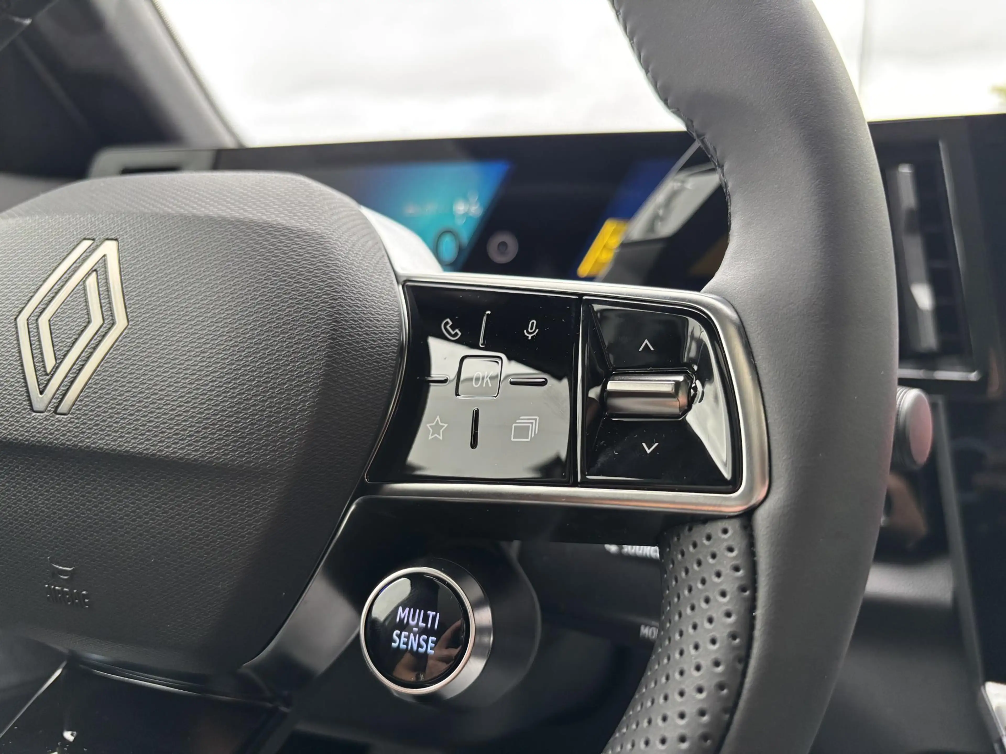 Renault Espace E-Tech full hybrid 200 techno 5p. Demo l Pack priv — photo 16