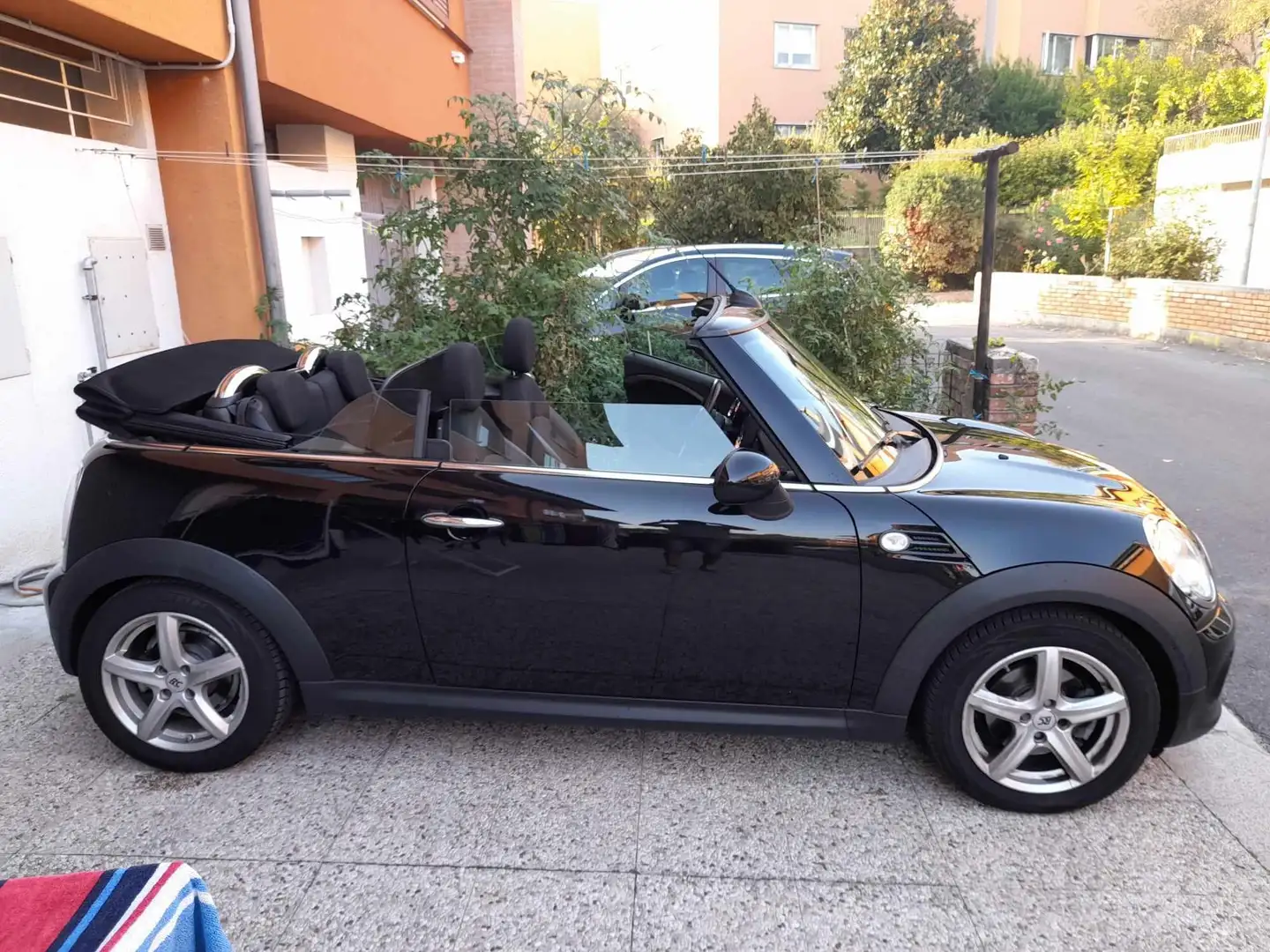 MINI Cooper Cabrio 1.6, 16 v Nero - 1