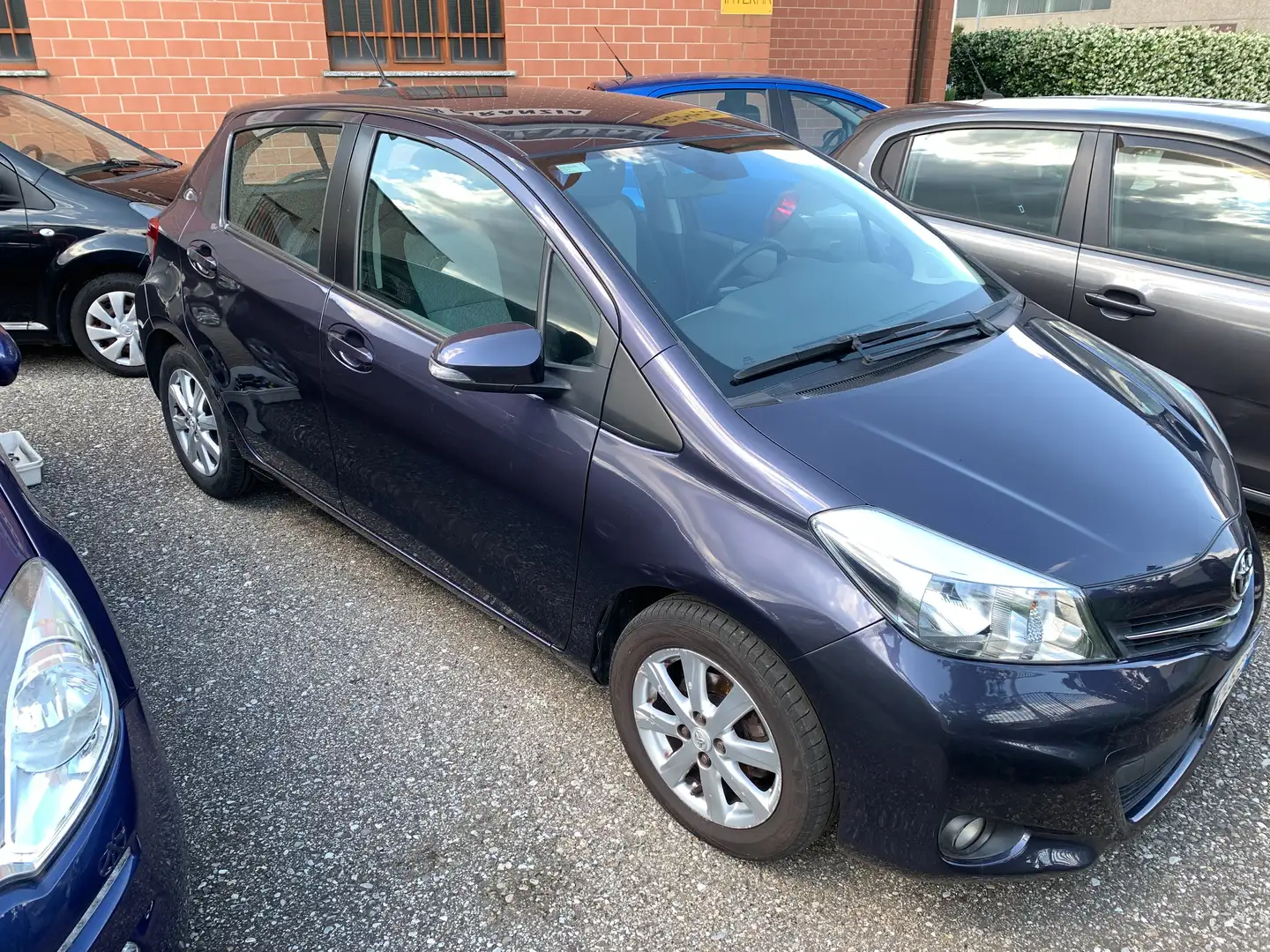 Toyota Yaris Yaris 5p 1.3 Lounge Blu/Azzurro - 2