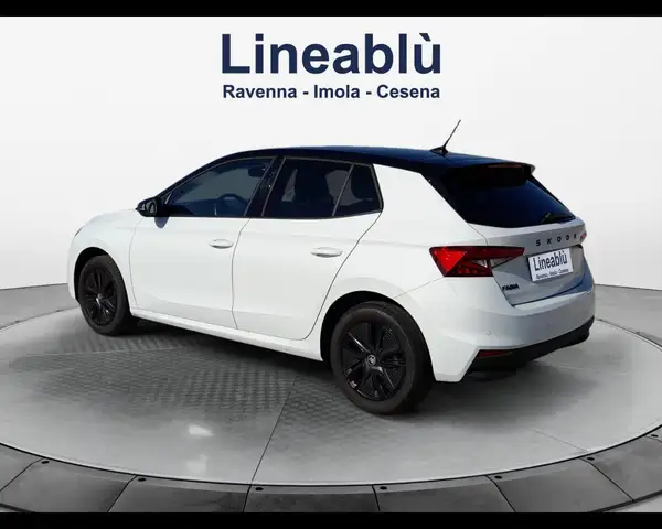 Skoda Fabia view 3