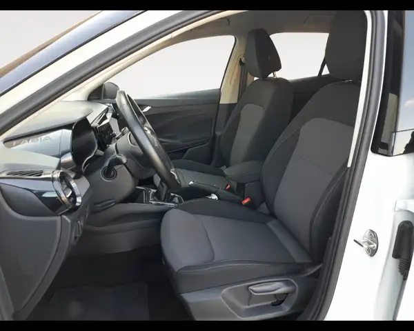 Skoda Fabia view 9