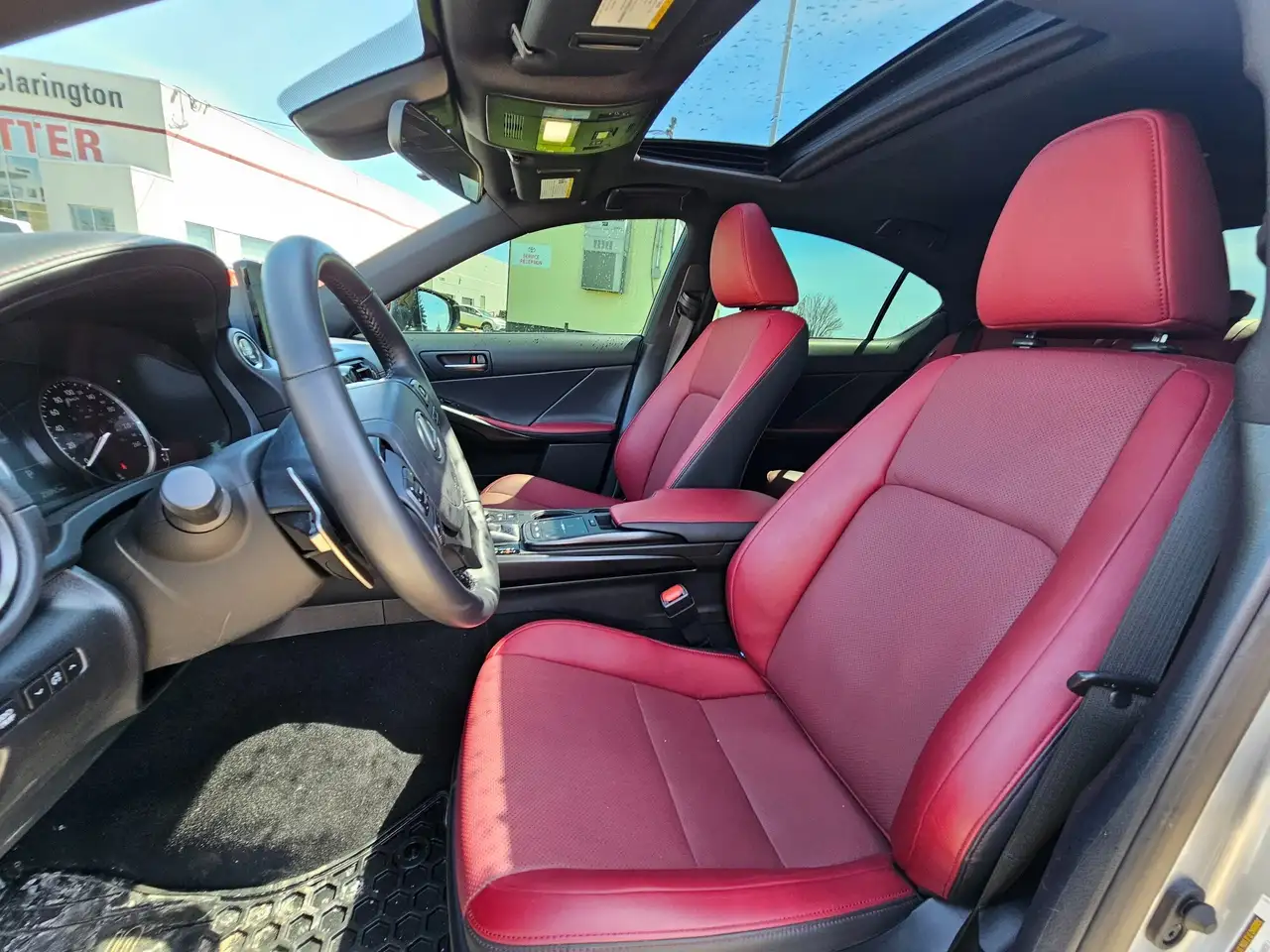 Lexus IS снимка Lexus IS