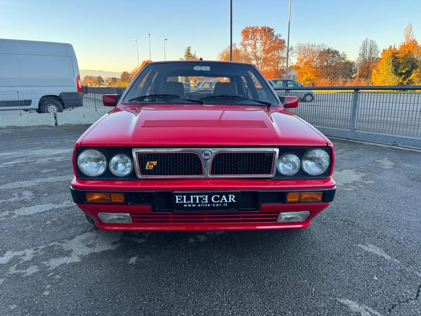 Lancia Delta 2.0i.e. turbo 8V HF integrale Rosso - 2