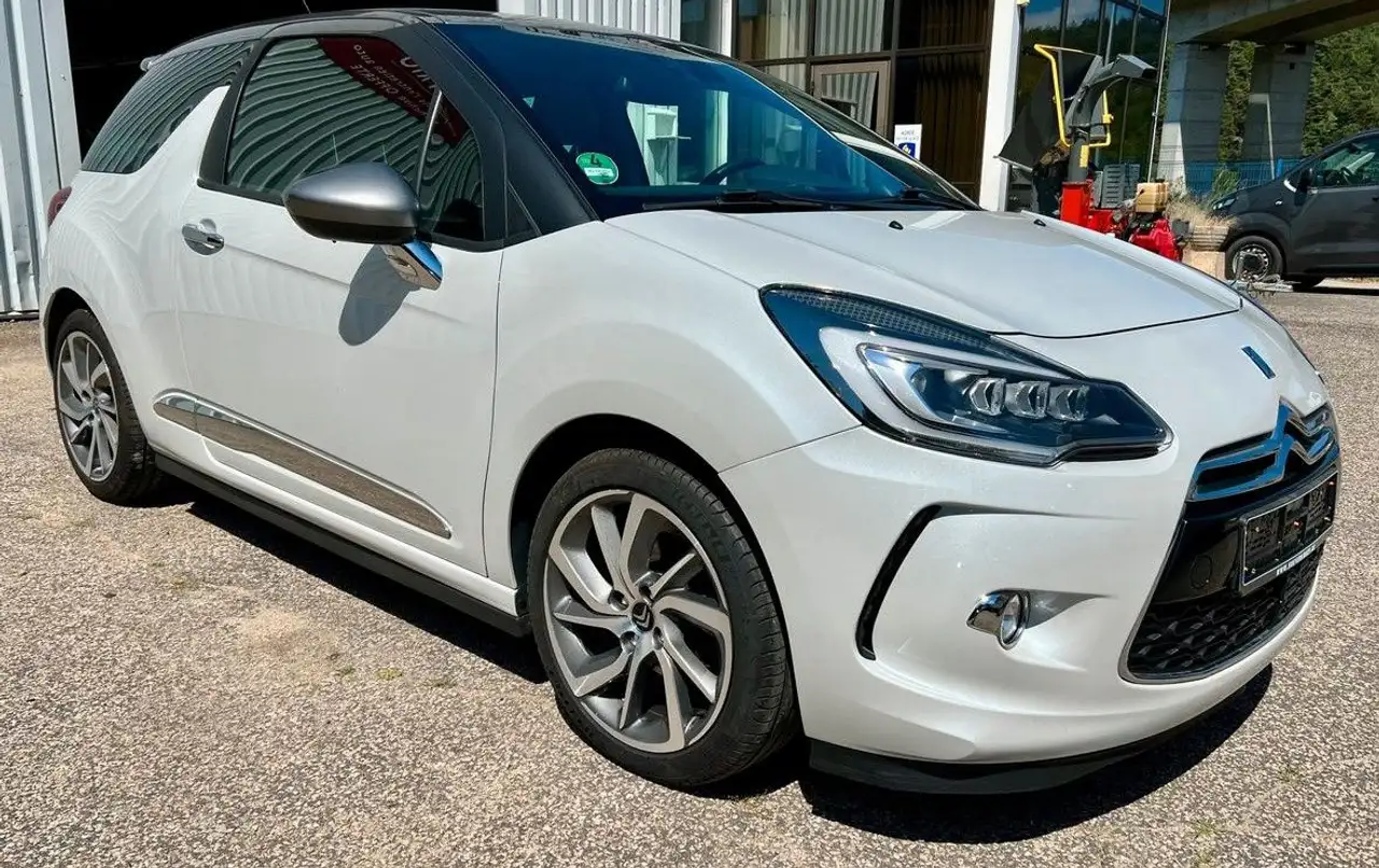 Citroen DS3 CitroÃ«n So Paris 1.6 BlueHDi 120 ch