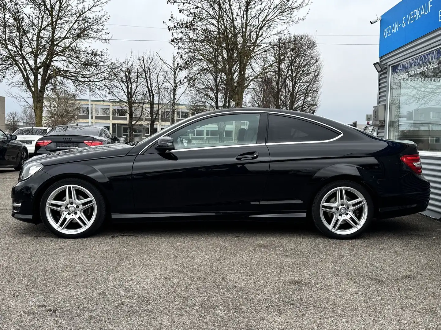 Mercedes-Benz C 250 CDI Coupe*AMG LINE/PAKET*AUTOMATIK*NAVI* Schwarz - 2