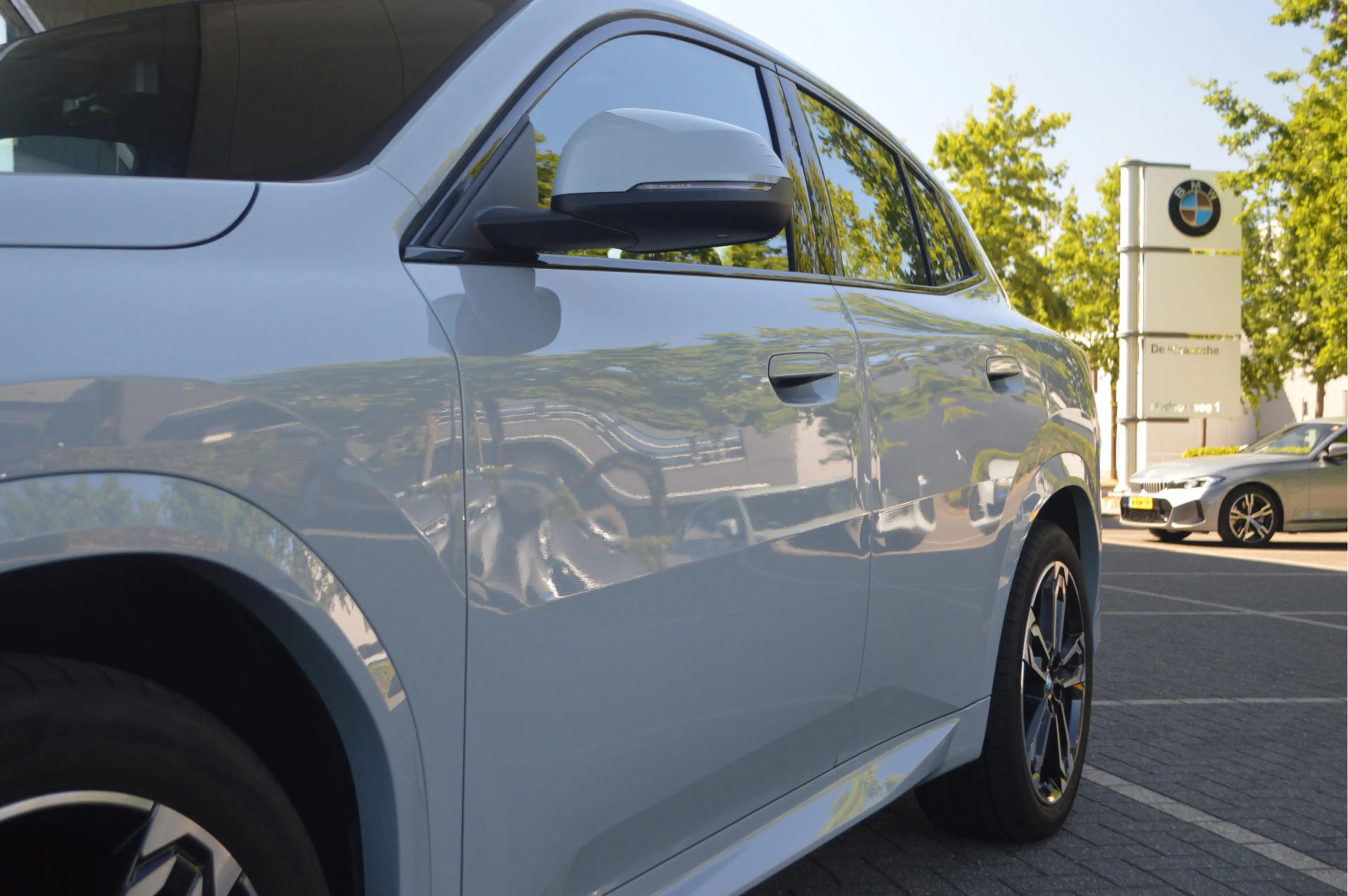 BMW iX2 eDrive20 M Sport / Panoramadak / Sportstoelen / Ad — photo 11