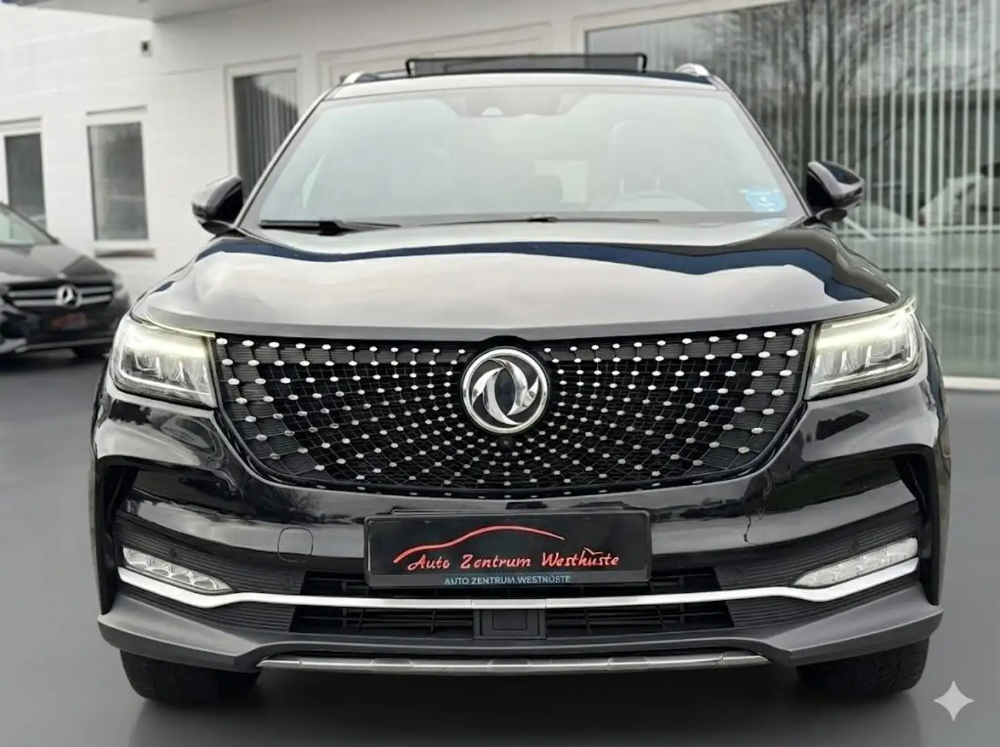 DFSK Fengon 7 DFSK Fengon 7 Autom. AHK 360° 7Sitzer PANO Navi - 2