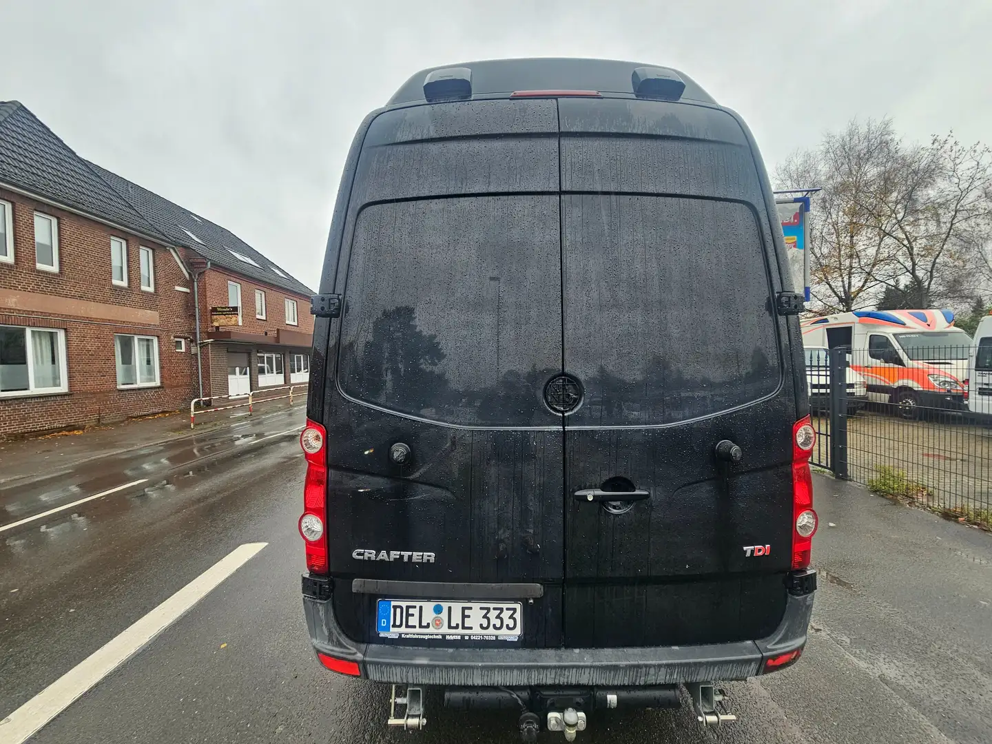 Volkswagen Crafter Crafter 35 Wohnmobile Schwarz - 2