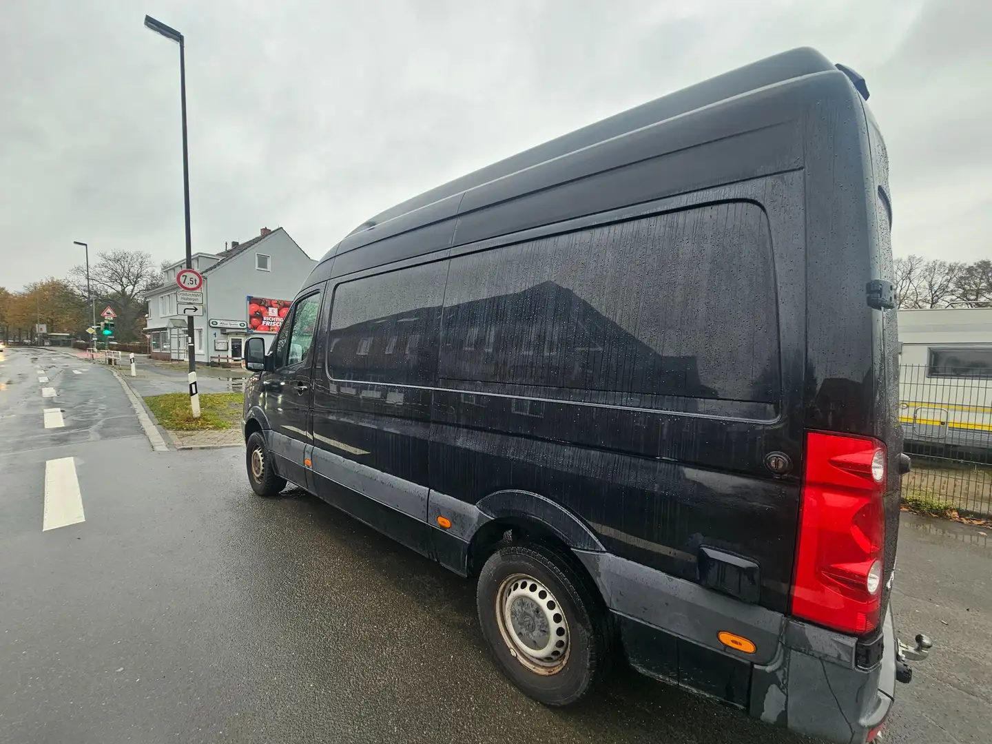 Volkswagen Crafter Crafter 35 Wohnmobile Schwarz - 1