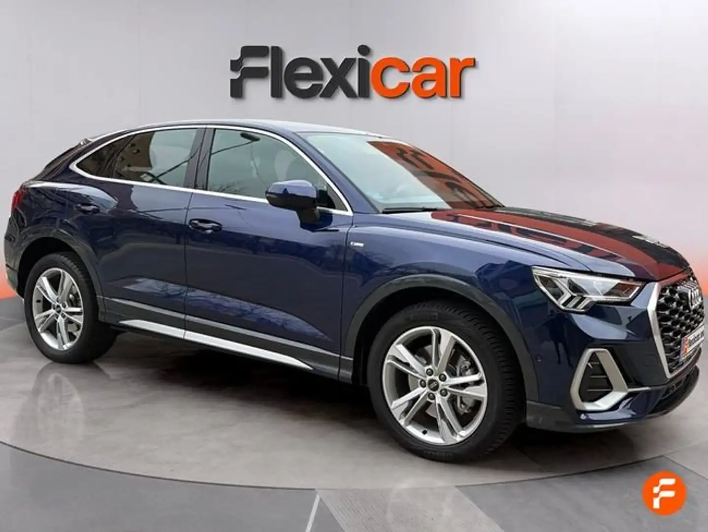 Audi Q3 45 TFSIe S line S-tronic Azul - 2