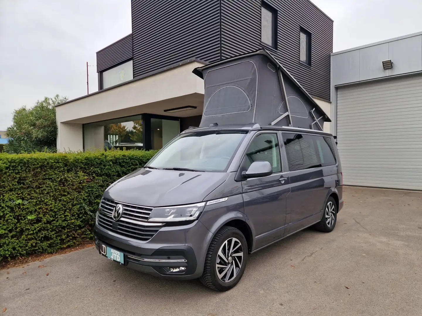 Volkswagen T6.1 California DSG Ocean 204Pk 4x4 Luifel, ACC, trekhaak, ... Gris - 1