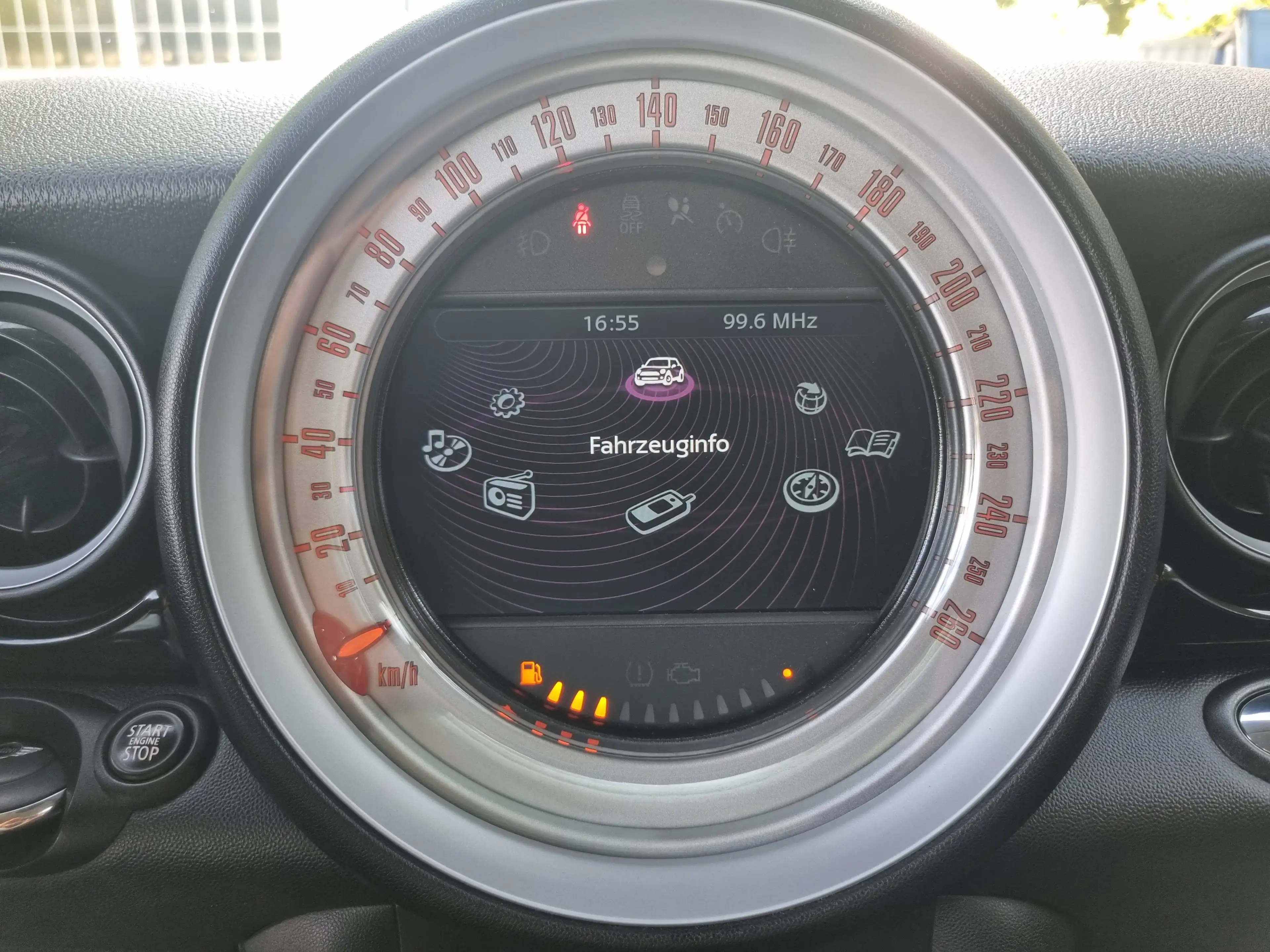 MINI One Cooper*Autom*Bi-Xen*Navi*Sitzh*PDC* — photo 14