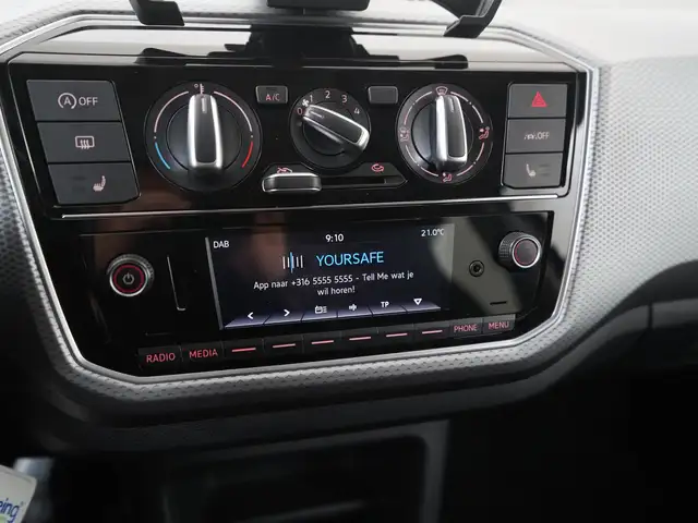 Volkswagen Up! view 13