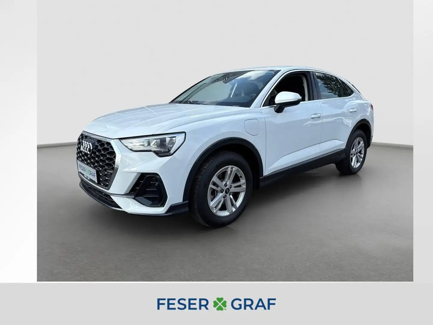 Audi Q3 Sportback 45 TFSIe Hybrid S-tronic LED Navi. Weiß - 1