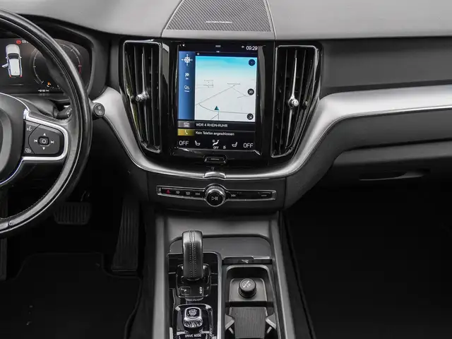Volvo XC60 view 12