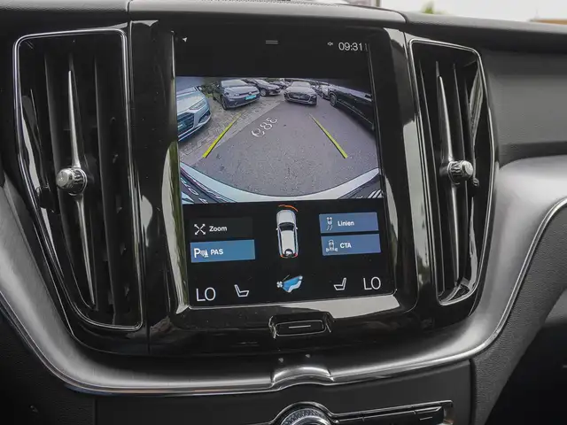Volvo XC60 view 13