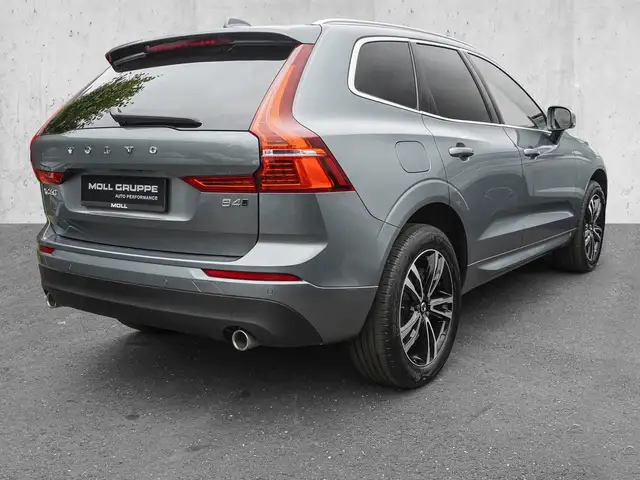 Volvo XC60 view 4