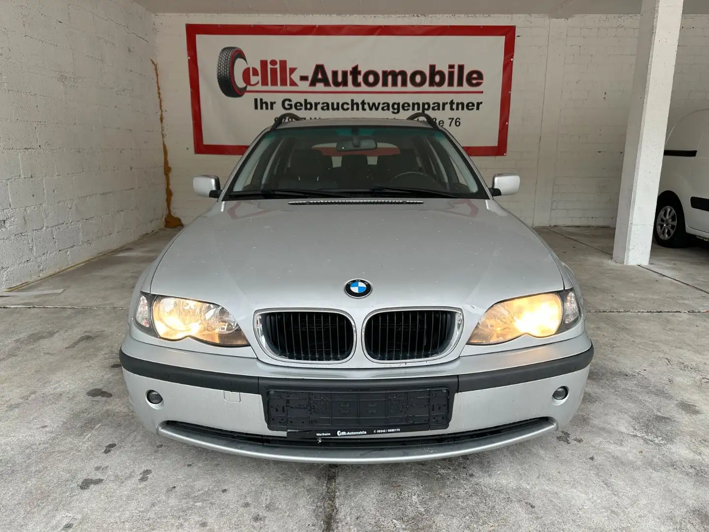BMW 318 Baureihe 3 Touring 318i Срібний - 2