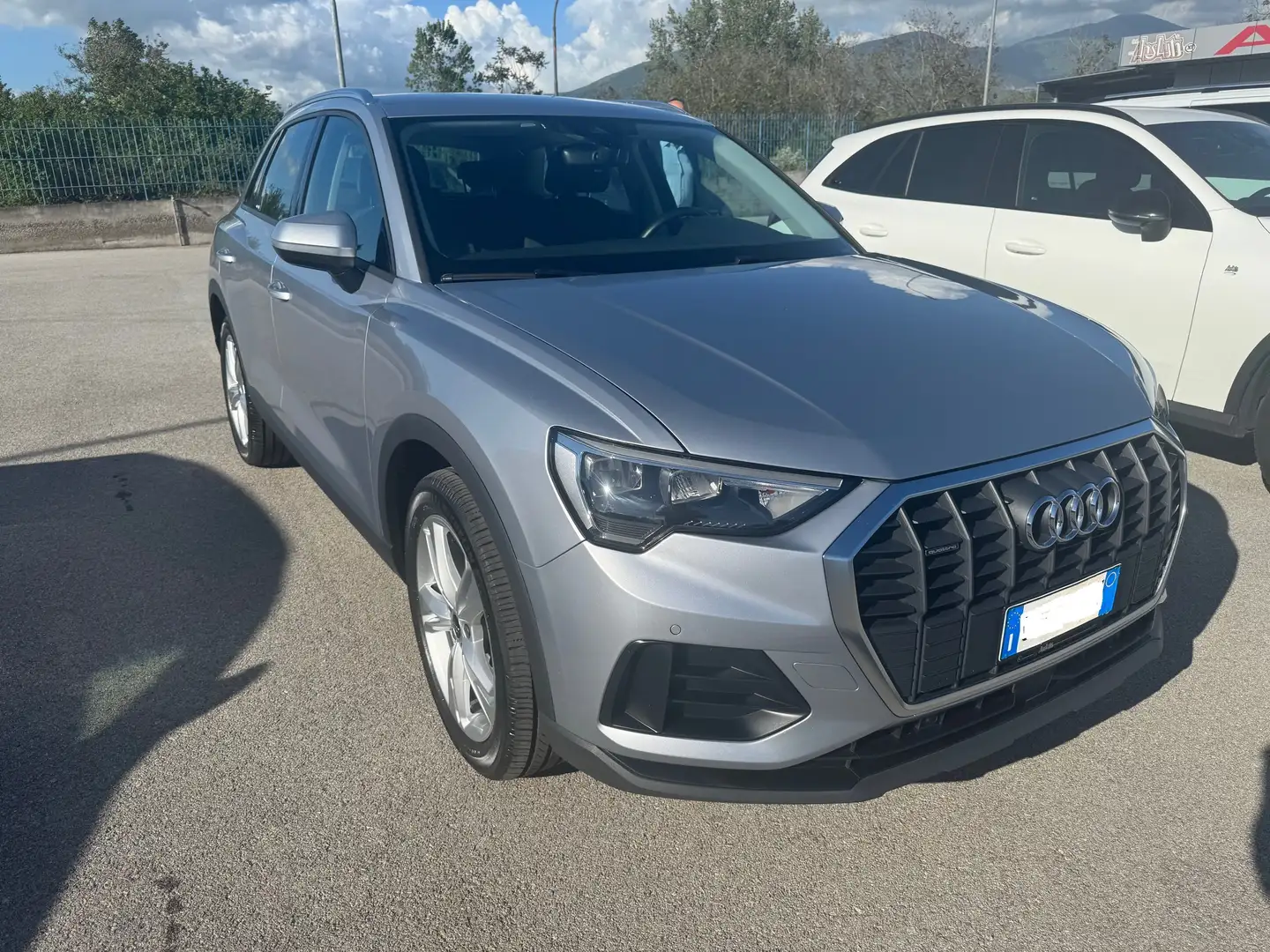 Audi Q3 Q3 35 2.0 tdi Business quattro s-tronic Plateado - 1