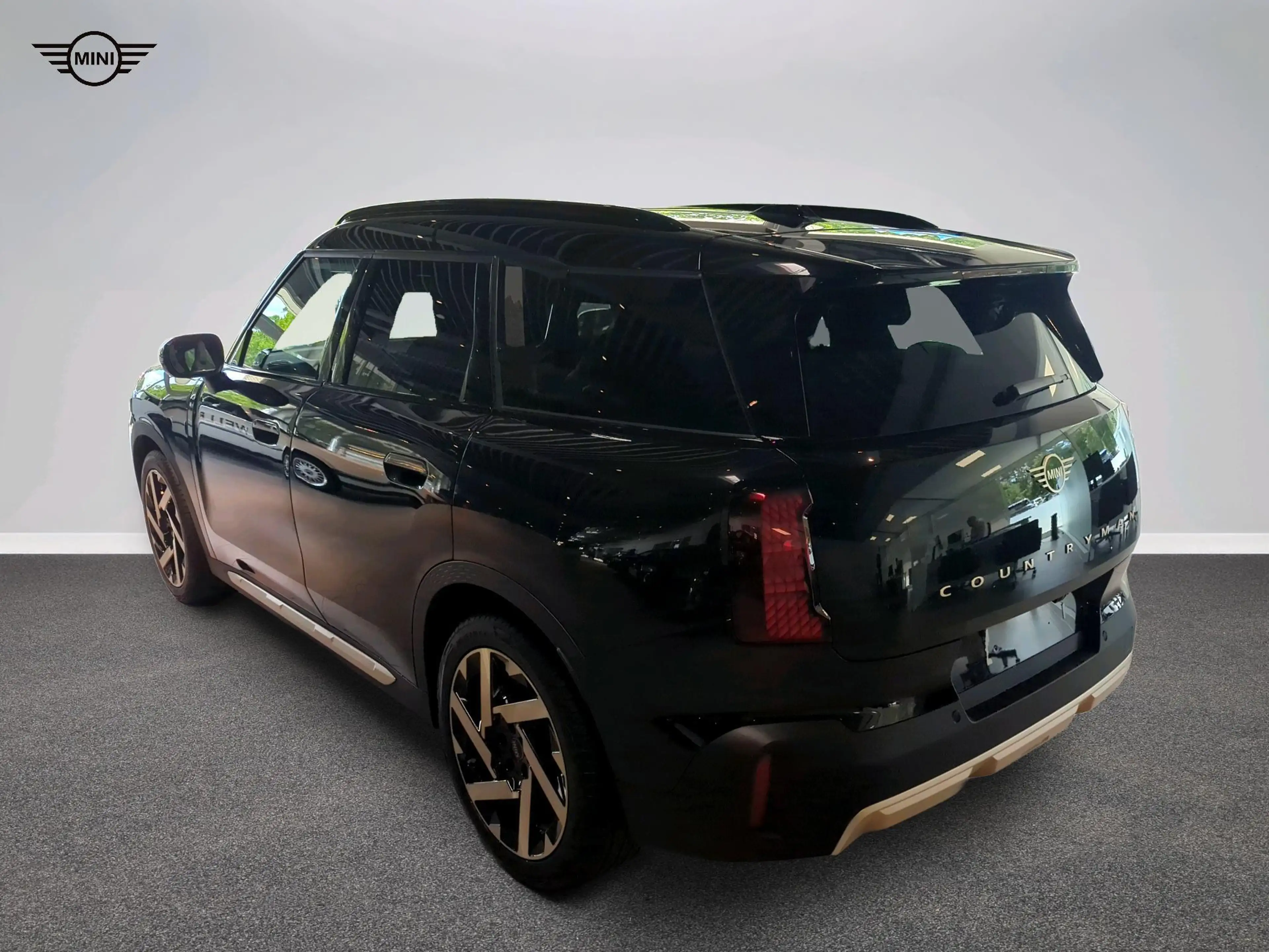 MINI Countryman E Favoured Trim — photo 4
