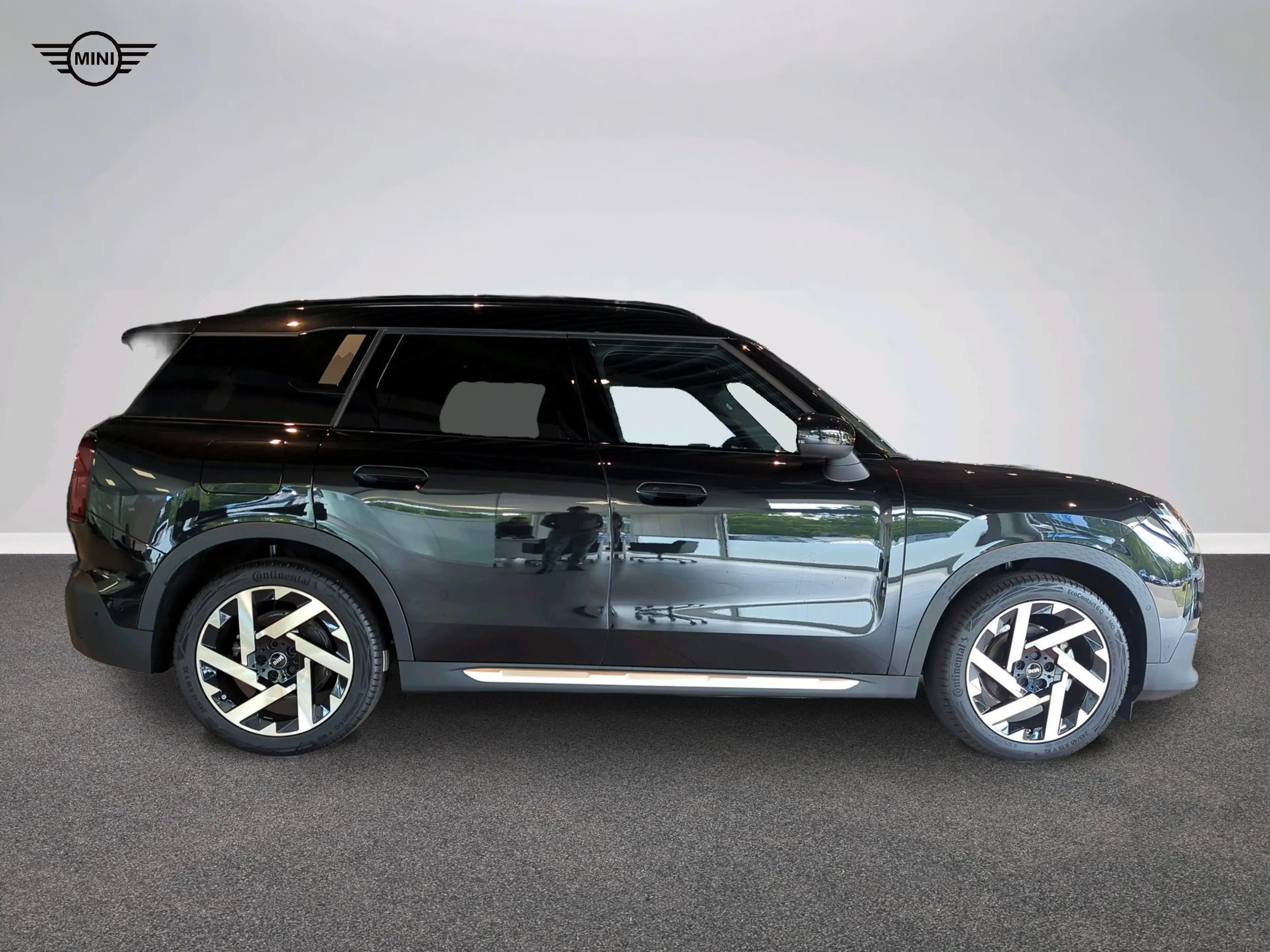 MINI Countryman E Favoured Trim — photo 2