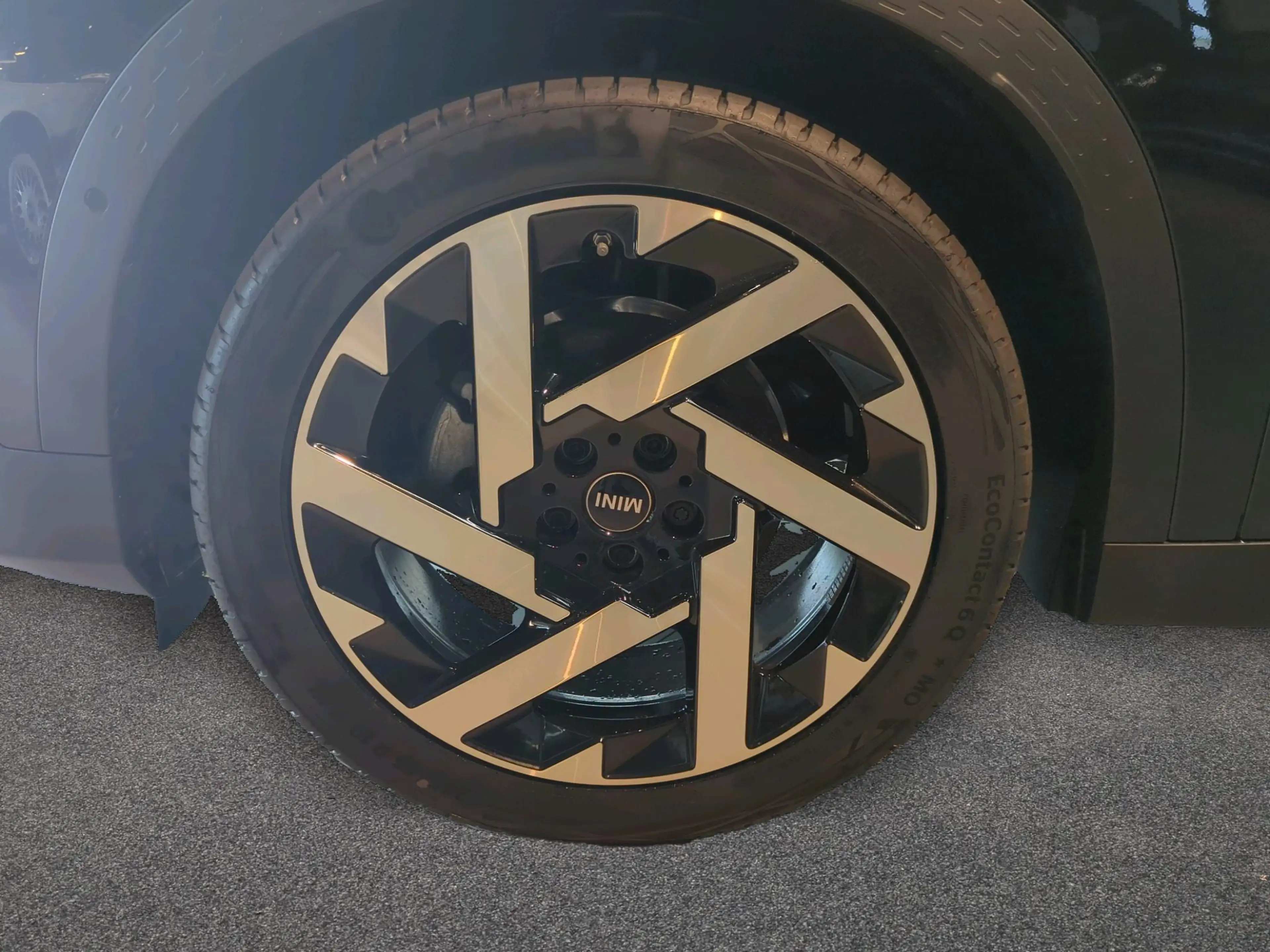MINI Countryman E Favoured Trim — photo 8