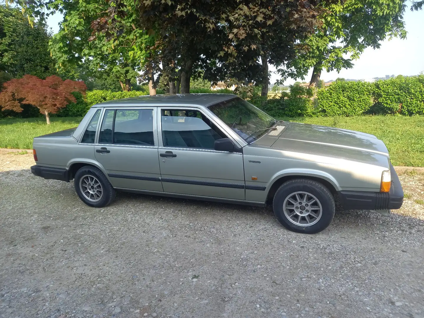 Volvo 760 740 gle Green - 2