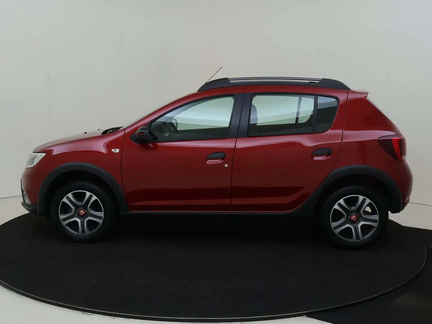 Dacia Sandero 0.9 TCe 90 PK Tech Road Navigatie | Climate Contro Rot - 2