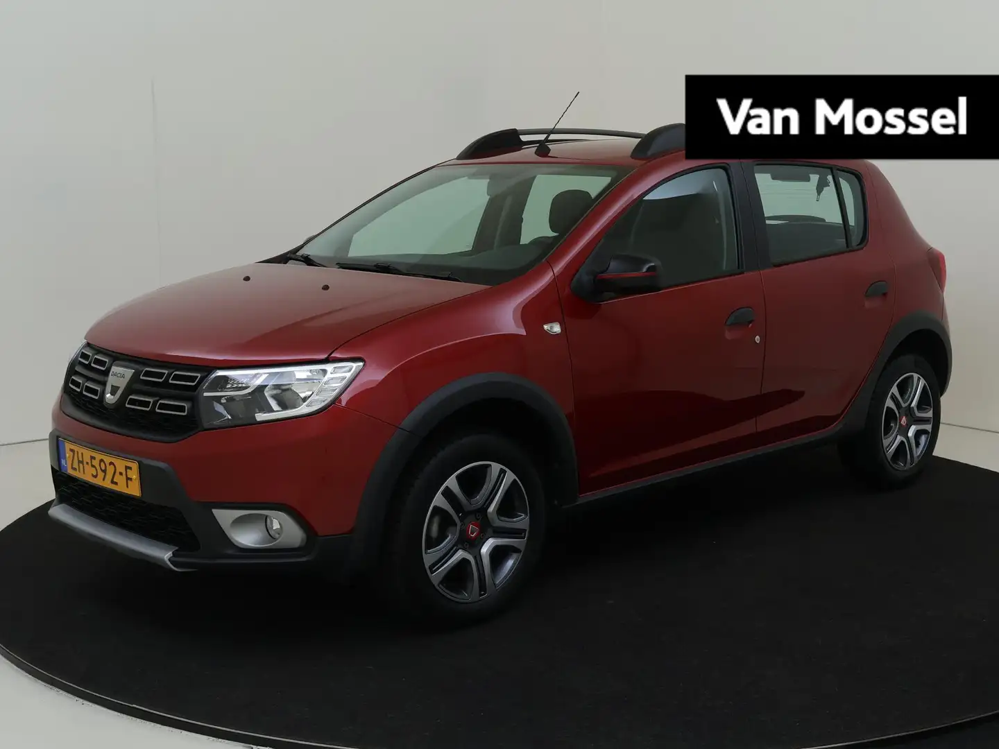 Dacia Sandero 0.9 TCe 90 PK Tech Road Navigatie | Climate Contro Rot - 1