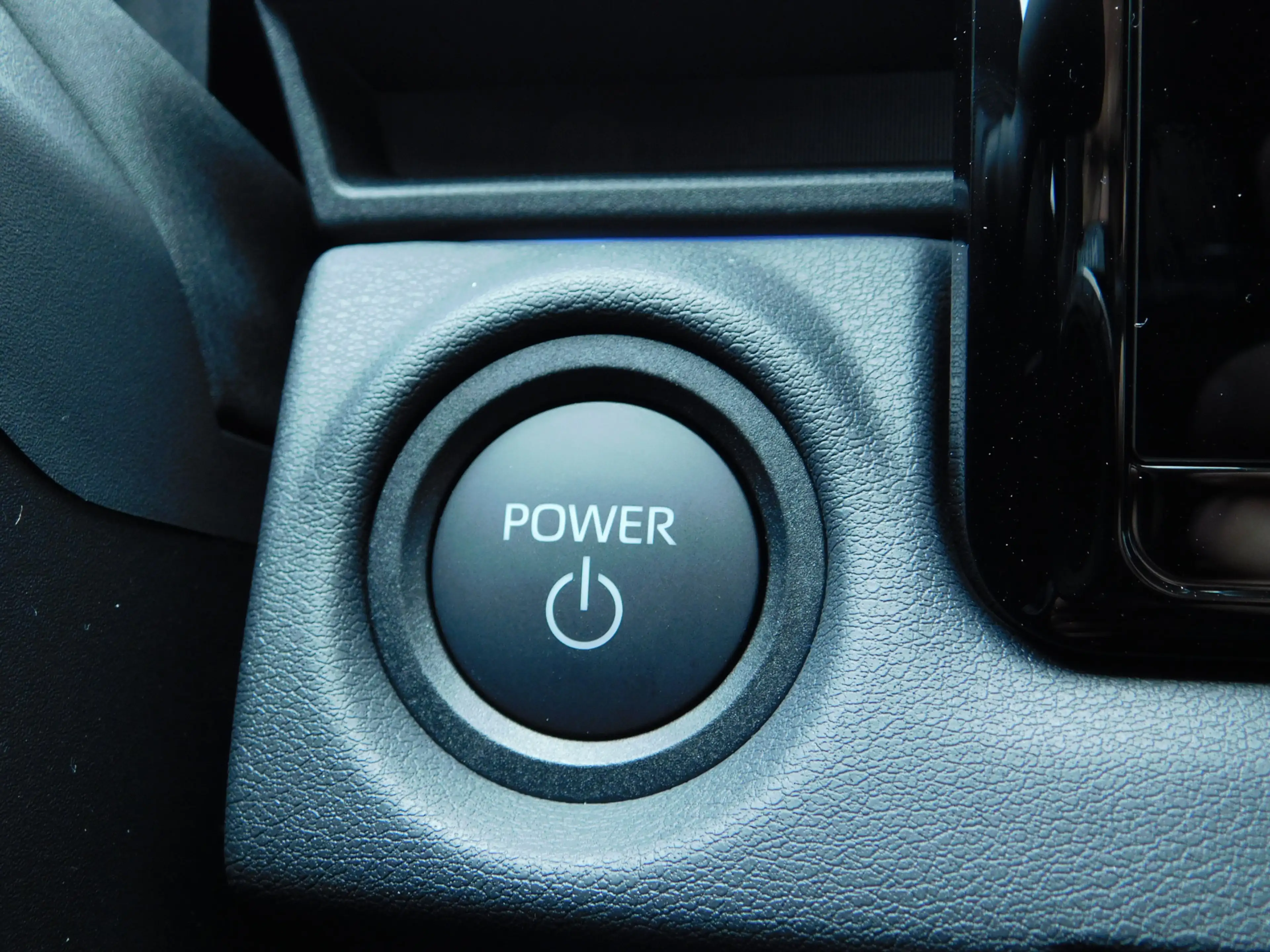 Toyota C-HR+ First Edition 77 kWh — photo 18