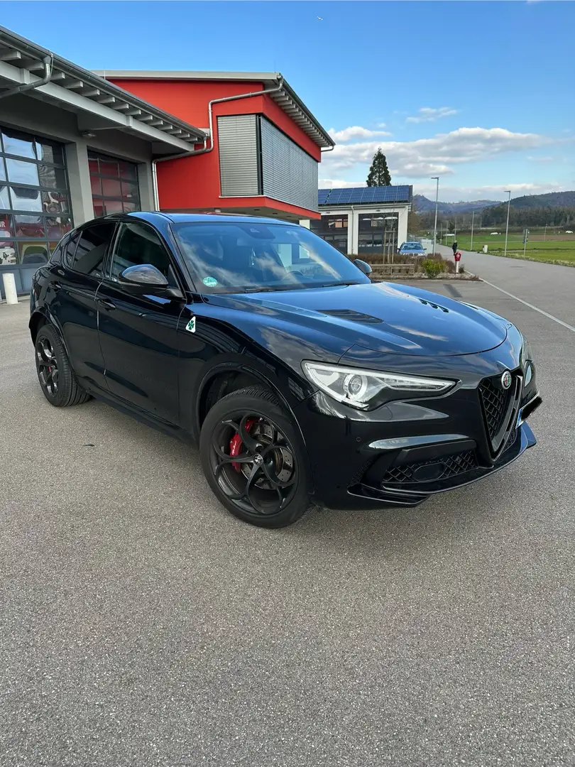 Alfa Romeo Stelvio 2.9 V6 Quadrifoglio Q4 510cv auto Чёрный - 1