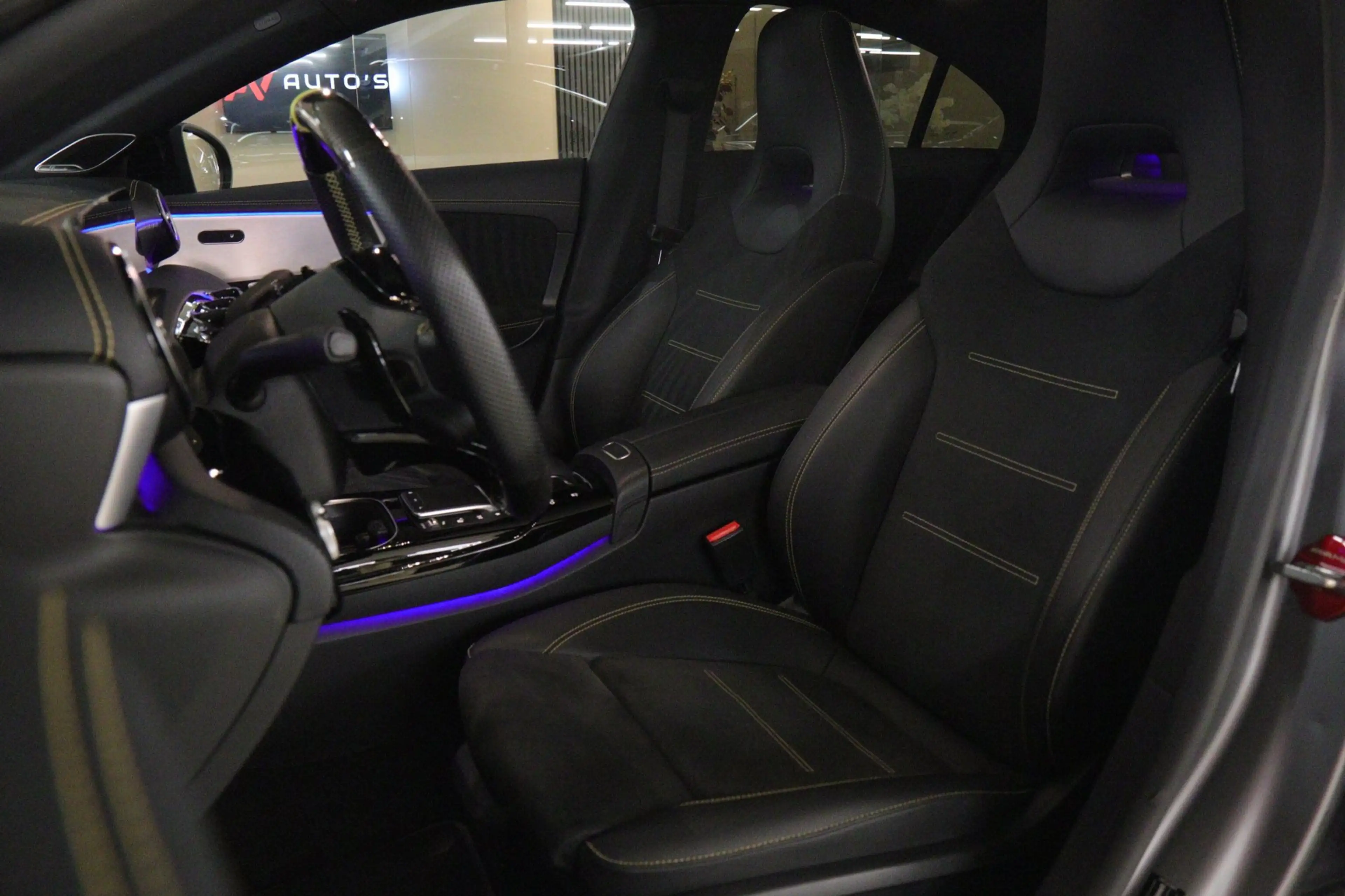Mercedes-Benz CLA 45 AMG S 4MATIC+ Premium Plus PANO/CARPLAY/360CAM/BURM/ME — photo 11