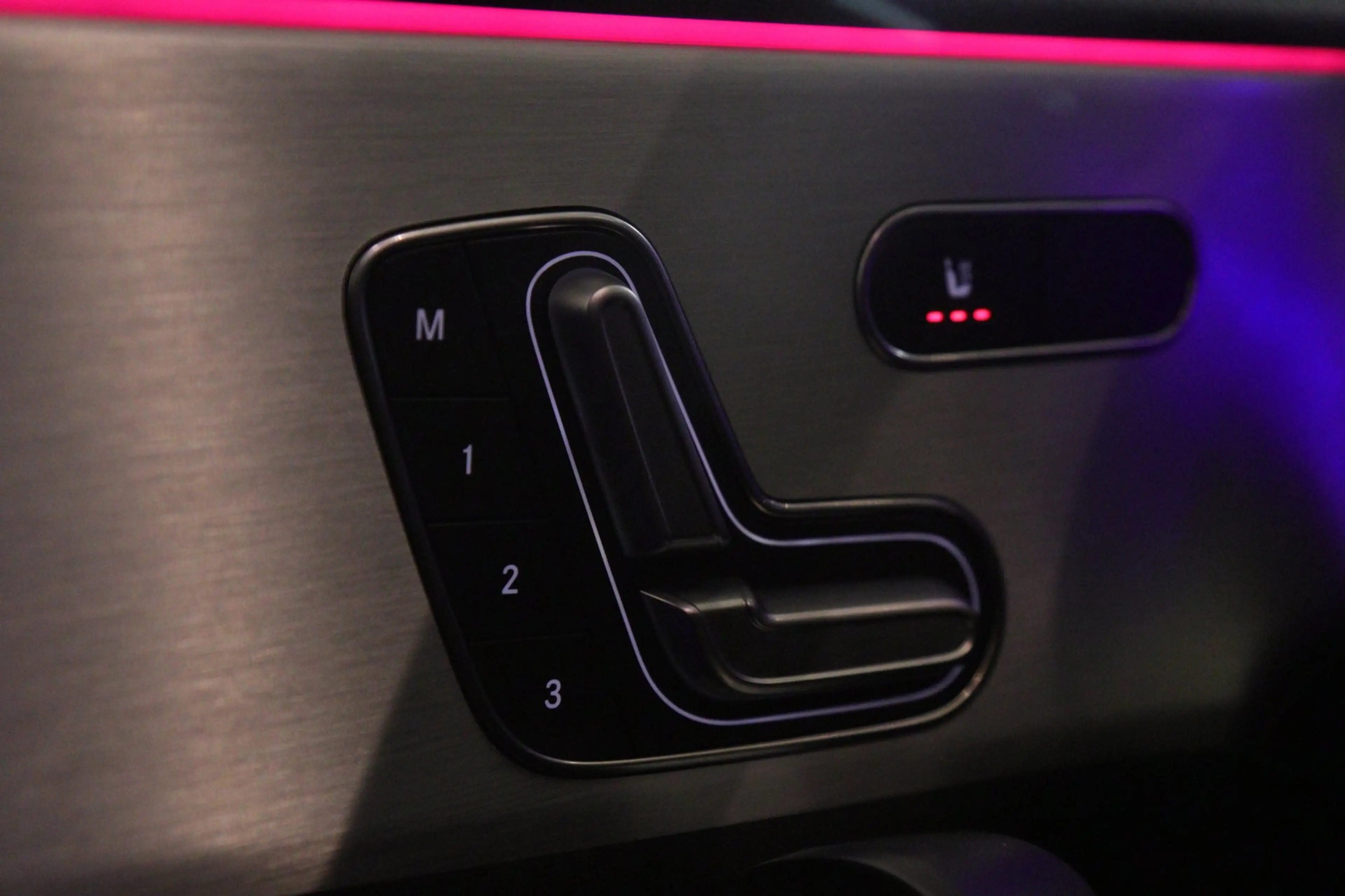 Mercedes-Benz CLA 45 AMG S 4MATIC+ Premium Plus PANO/CARPLAY/360CAM/BURM/ME — photo 16