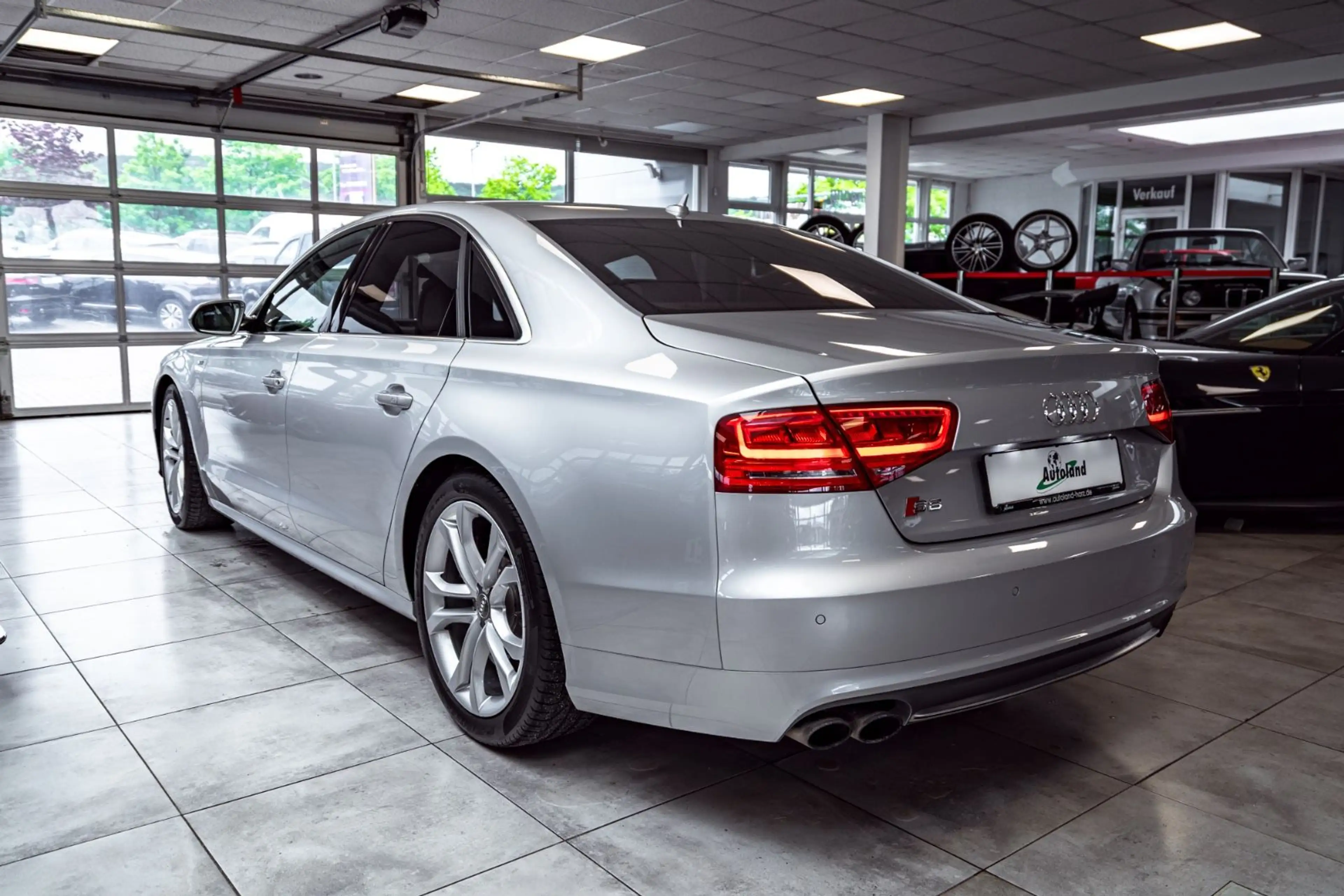 Audi S8 4.0 Quattro*Keramik*St.Heiz*S.Dach*Massage* — photo 5