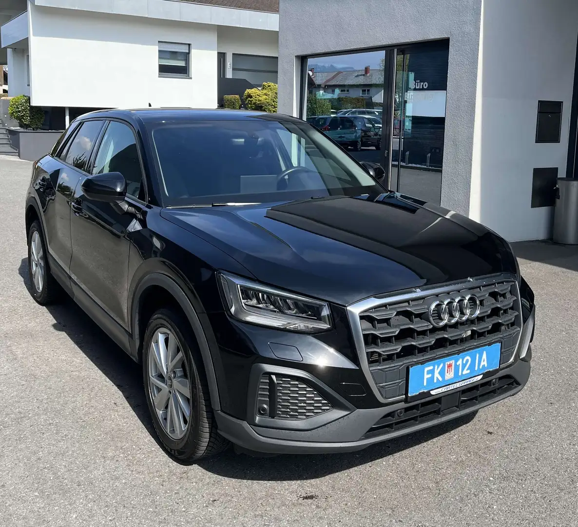 Audi Q2 Q2 35 TFSI intense S-tronic intense Schwarz - 2