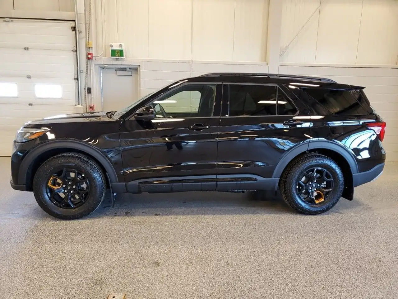 Ford Explorer снимка Ford Explorer