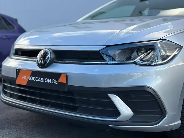 Volkswagen Polo view 2