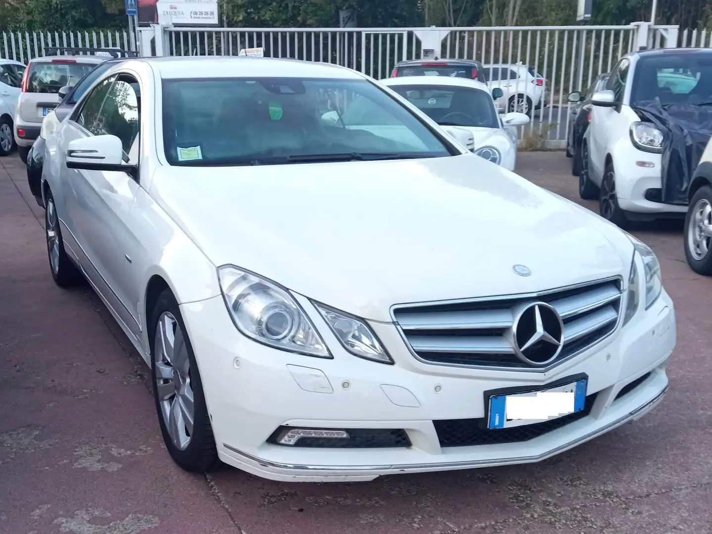 Mercedes-Benz E 350 Classe E - 2.0 231 cv Automatica - RATE + Permute - 1