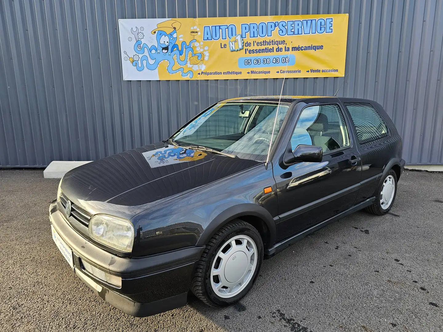 Volkswagen Golf GTI III 2.0 115 CV Negru - 1