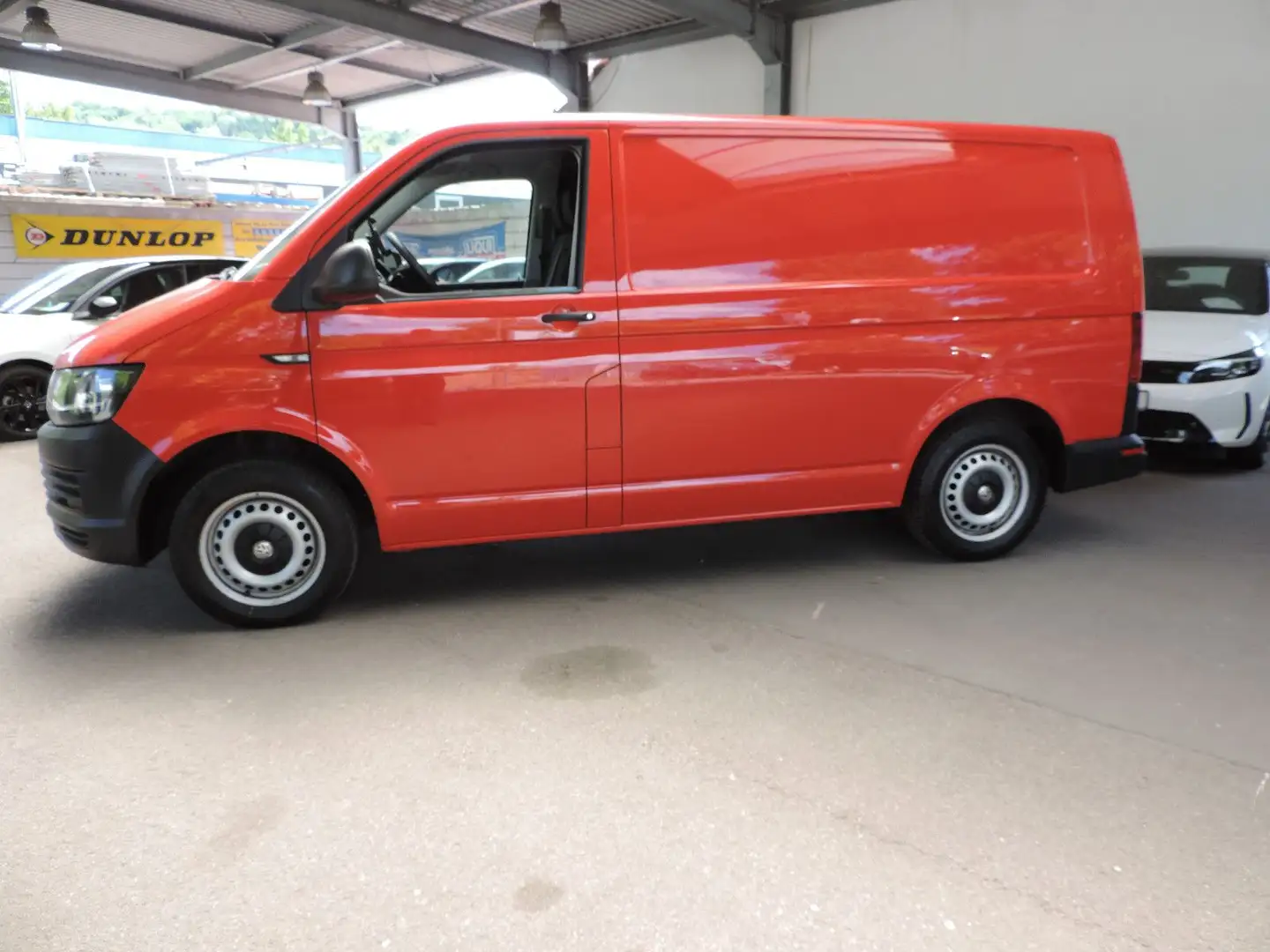 Volkswagen T6 Transporter Kasten NAVI Kamera Klima 3-Sitzer Rot - 2