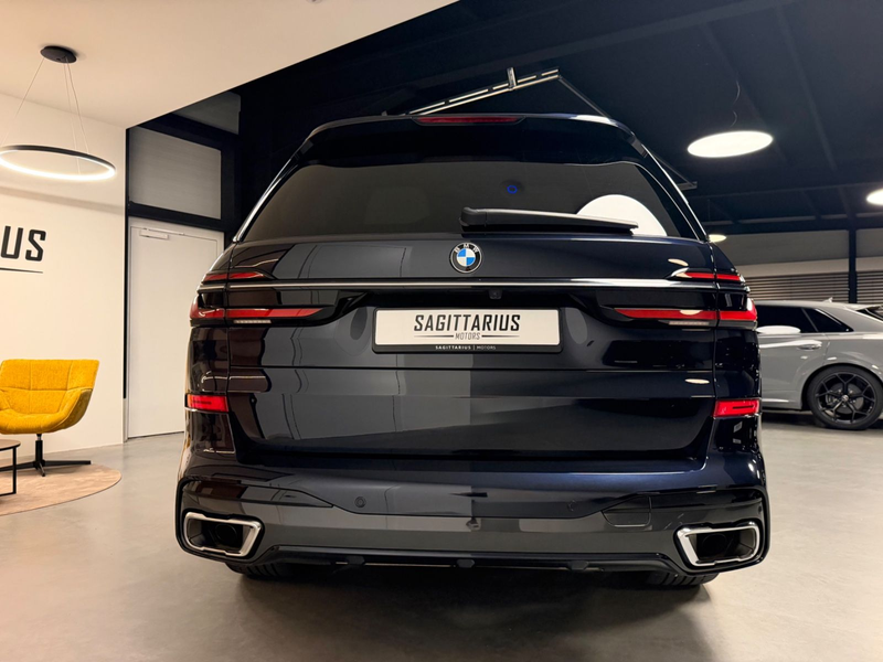 BMW X7 xDrive/M Sport/Exklusiv/Kristall/Sky/6sitz/22 — photo 5